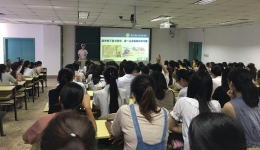 护理部举行2017年新护士岗前培训