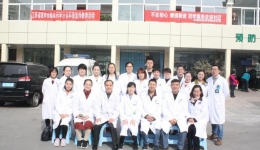 不忘初心 继续前进 药学服务走进社区——三总支二支部举办主题党日活动