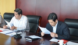 院党委中心组召开“两学一做”专题学习会议