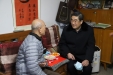 王人颢书记春节前夕看望慰问离退休老同志