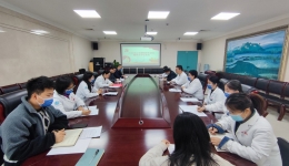 六总支二支部召开组织生活会