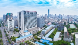 【新华日报】实干担当“医”路奋进 激发活力向“新”而行——徐州医科大学附属医院加快建设高水研究型医院