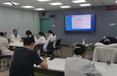 以赛促教砺精兵，匠心育人提质量——我院成功举办住培教学主任教学查房、阅片比赛