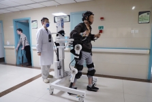 神经外科：脑机接口“读懂”运动意图，为偏瘫患者打开主动康复新通道