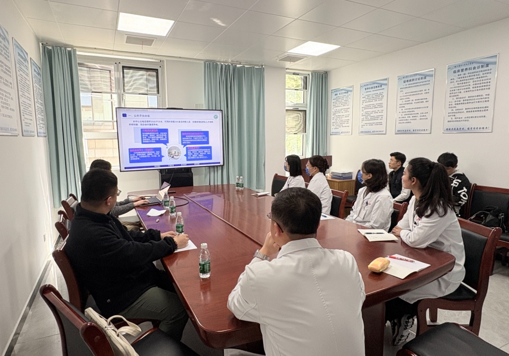 科创服务中心深入科室开展宣讲 推动科研资源有效利用