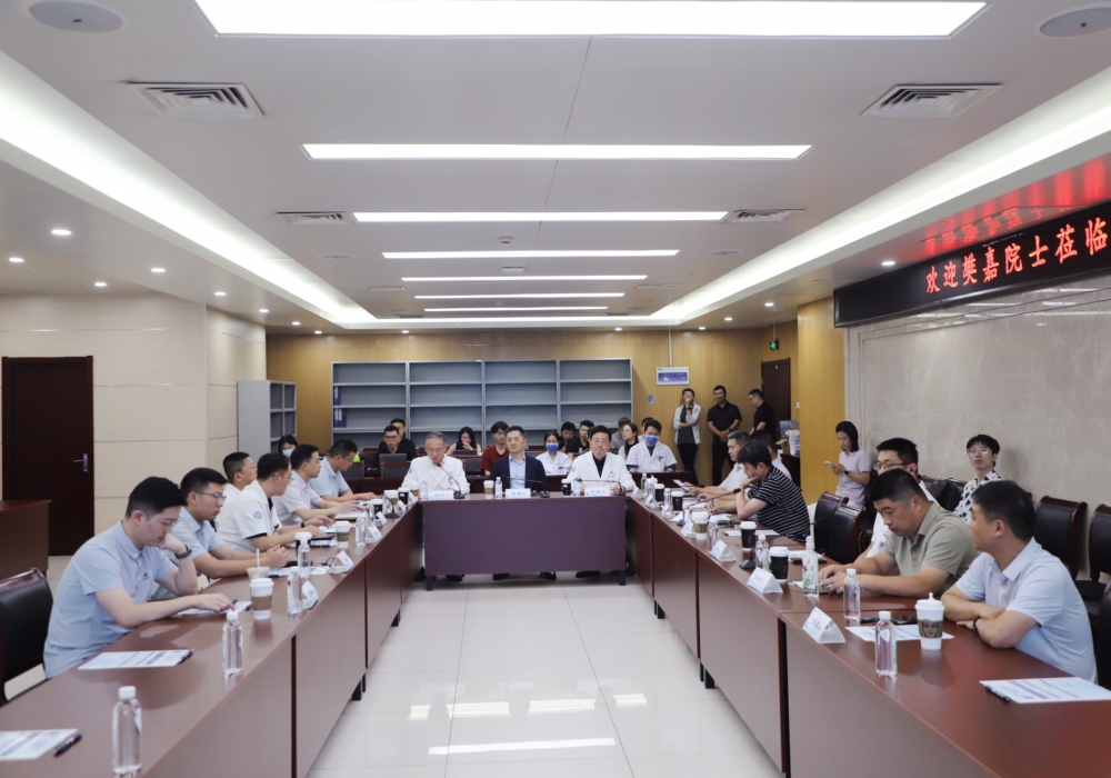《原发性肝癌诊疗指南（2026版）》全国巡讲徐州站在我院举办